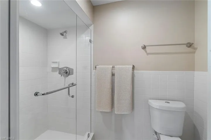 613  Serendipity  DR, Naples, FL 34108