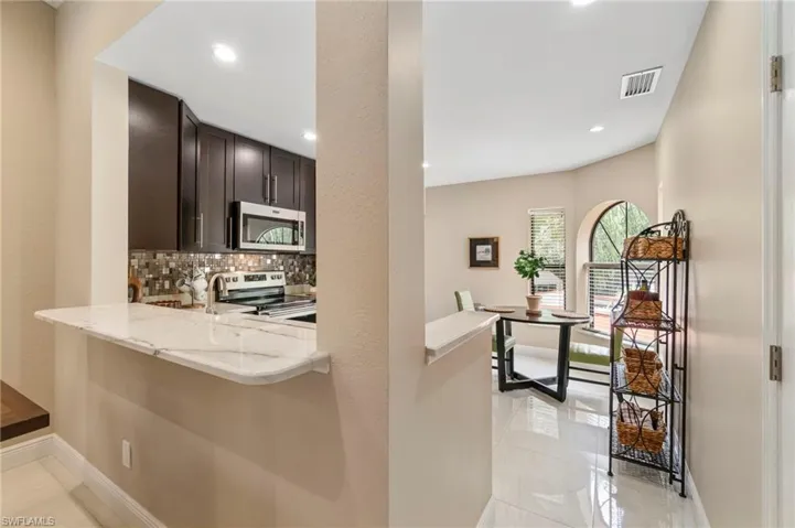 613  Serendipity  DR, Naples, FL 34108