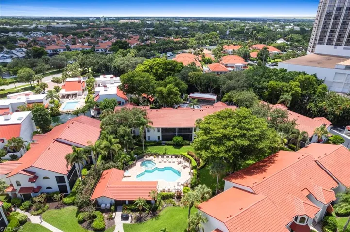613  Serendipity  DR, Naples, FL 34108