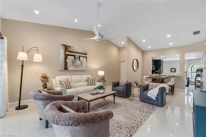 613  Serendipity  DR, Naples, FL 34108