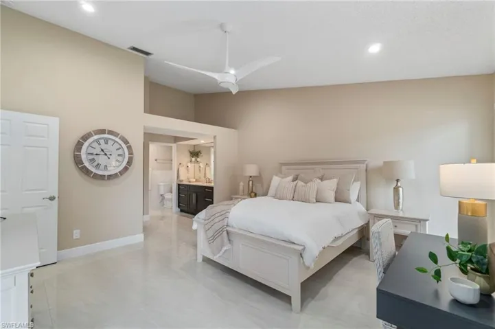 613  Serendipity  DR, Naples, FL 34108