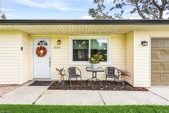 Front with a sitting area!