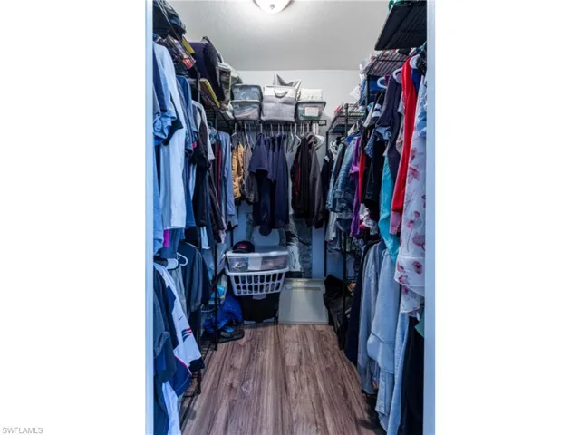 1234 Ravenswood ST E, LEHIGH ACRES FL 33974