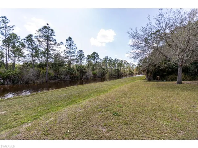 1234 Ravenswood ST E, LEHIGH ACRES FL 33974
