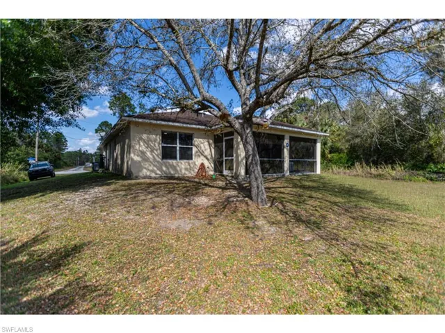 1234 Ravenswood ST E, LEHIGH ACRES FL 33974