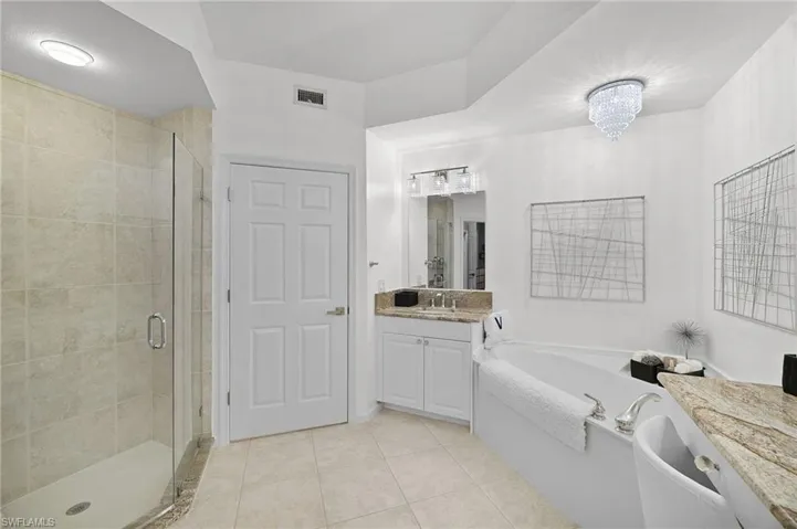 10020 Valiant Ct 102, Miromar Lakes, Florida 33913