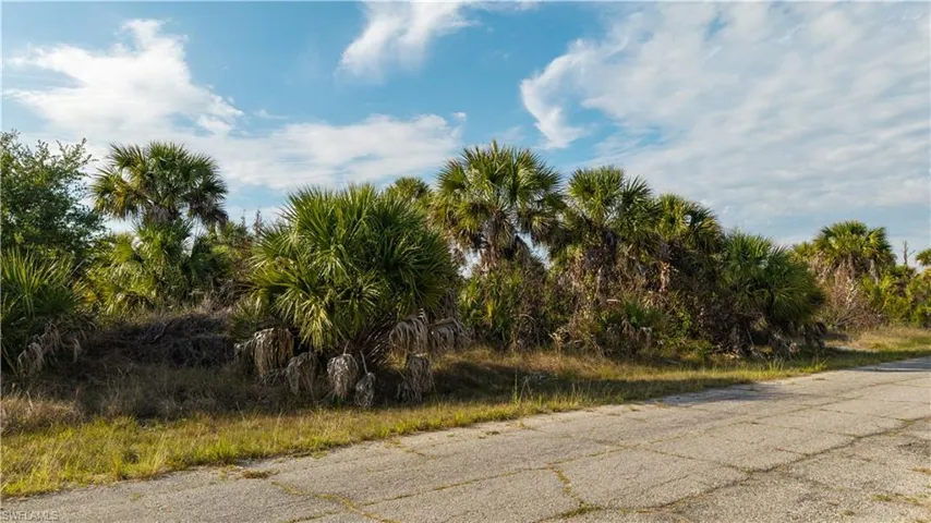8606 Fireglow Cir, North Port, Florida 34288