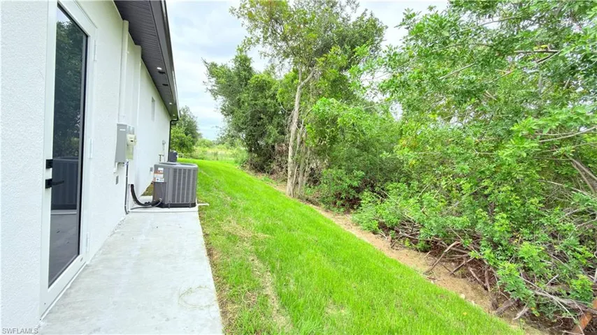 3114 6th St W, Lehigh Acres, Florida 33971
