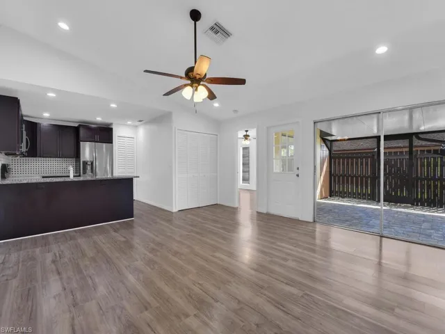 5620 Foxlake Dr, North Fort Myers, Florida 33917