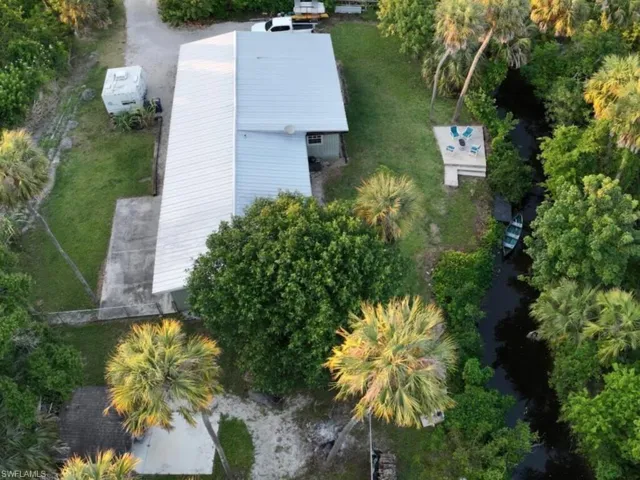 109  Ollie  ST, North Fort Myers, FL 33917