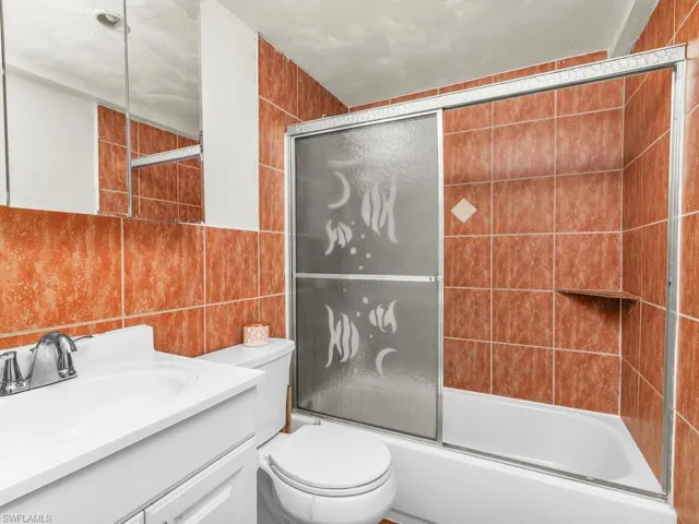109  Ollie  ST, North Fort Myers, FL 33917