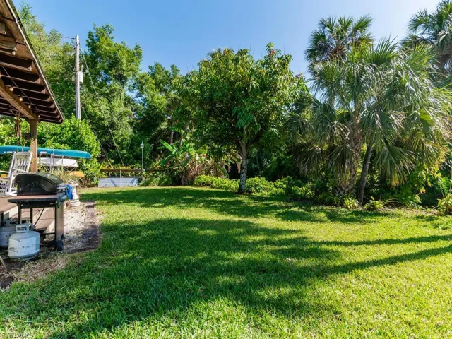109  Ollie  ST, North Fort Myers, FL 33917