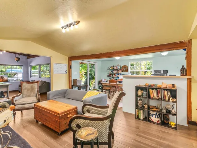 109  Ollie  ST, North Fort Myers, FL 33917