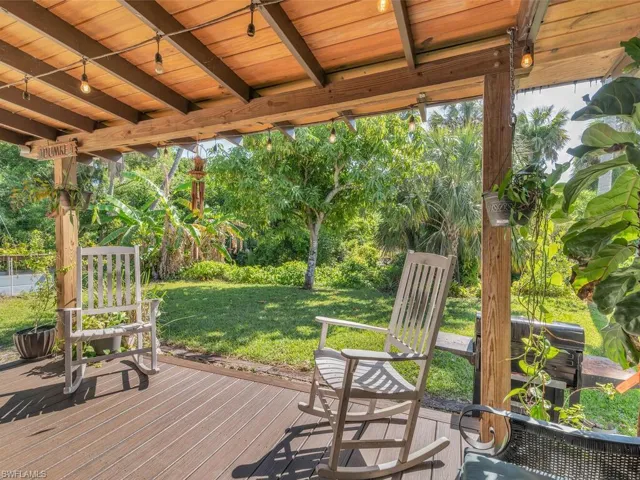 109  Ollie  ST, North Fort Myers, FL 33917