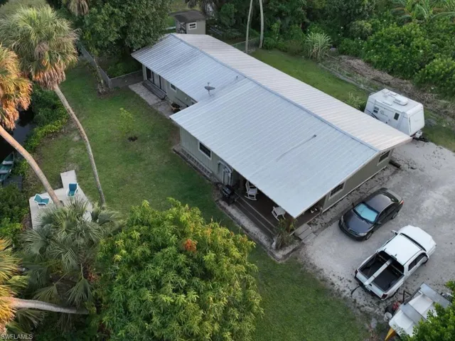 109  Ollie  ST, North Fort Myers, FL 33917