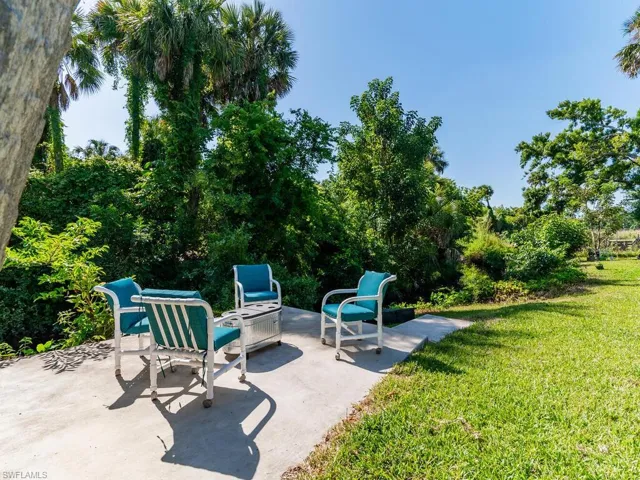109  Ollie  ST, North Fort Myers, FL 33917