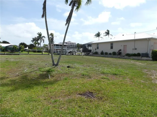 view of lot