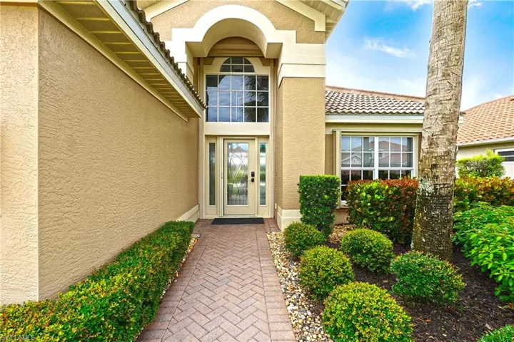 9227 Independence Way, Fort Myers, Florida 33913