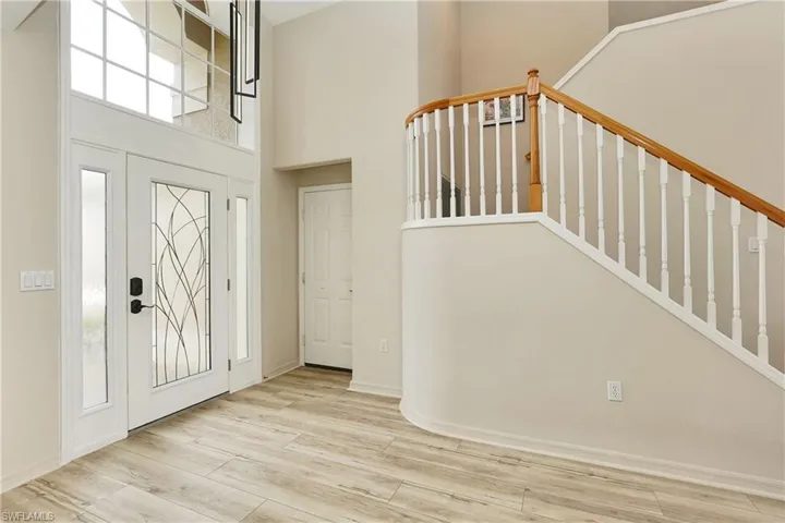9227 Independence Way, Fort Myers, Florida 33913