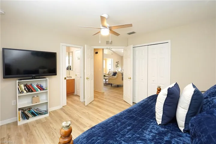 9227 Independence Way, Fort Myers, Florida 33913