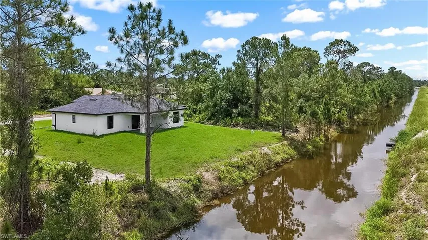 546 Genoa Ave S, Lehigh Acres, Florida 33974