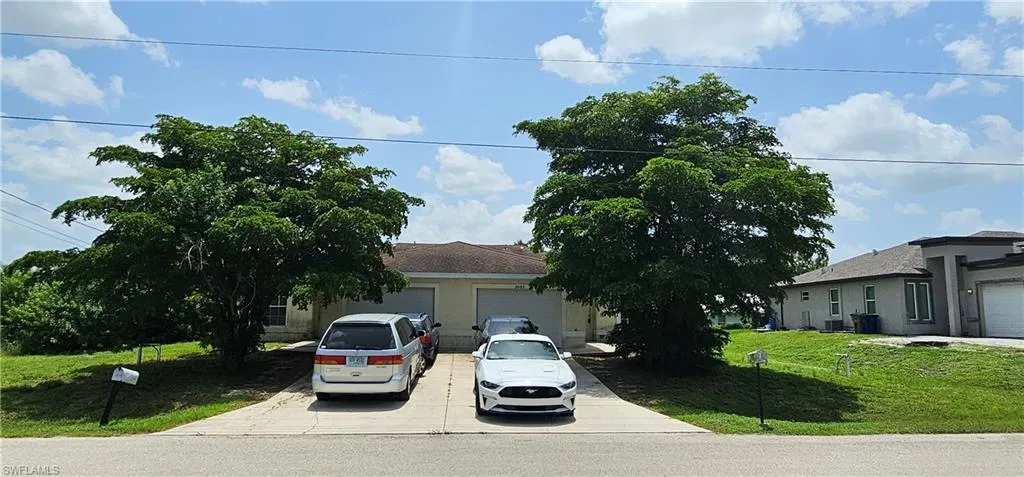 3003 Gilbert Ave S, Lehigh Acres, Florida 33973