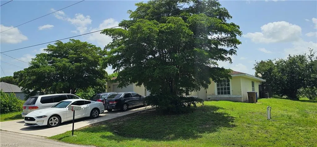 3003 Gilbert Ave S, Lehigh Acres, Florida 33973