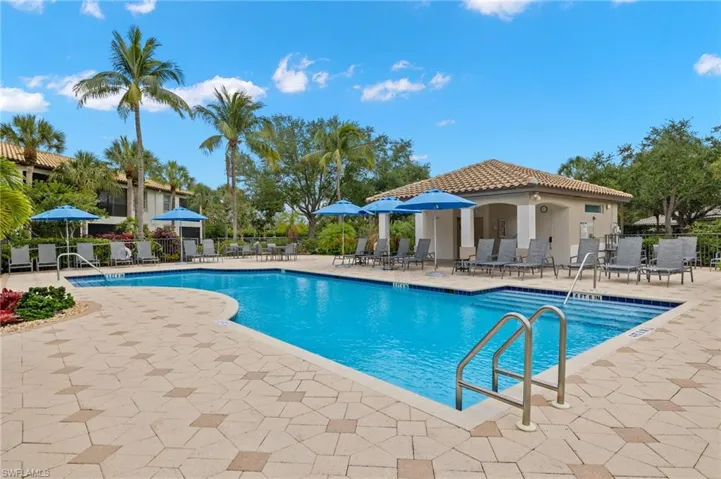 6 neighborhood heated pools, kiddy pool, main pool connected to new River club restaurant with food / beverage services.
