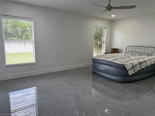 4000 9th Ave, Cape Coral, Florida 33909