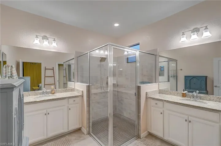 14695 Carva Ln, Lee, Florida 33905