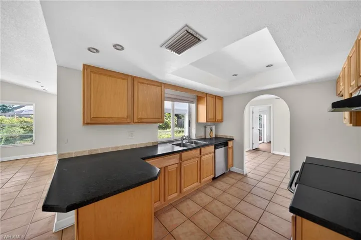1513 Sw 52nd Ln, Cape Coral, Florida 33914
