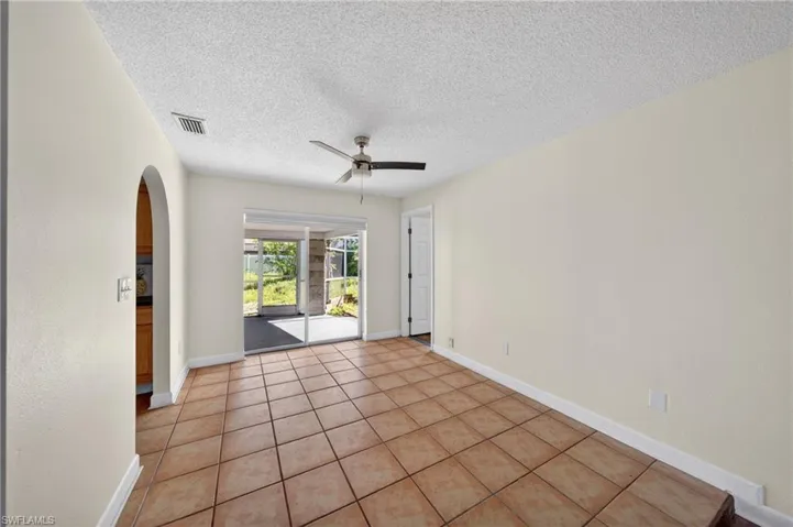 1513 Sw 52nd Ln, Cape Coral, Florida 33914