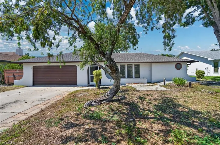 1513 Sw 52nd Ln, Cape Coral, Florida 33914