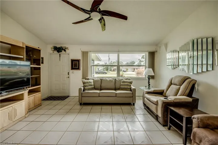 1324 Gleason Pkwy, Cape Coral, Florida 33914