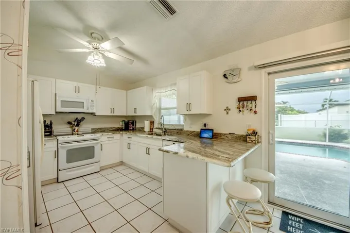 1324 Gleason Pkwy, Cape Coral, Florida 33914