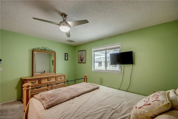 1324 Gleason Pkwy, Cape Coral, Florida 33914