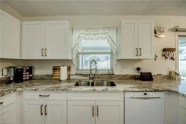 1324 Gleason Pkwy, Cape Coral, Florida 33914