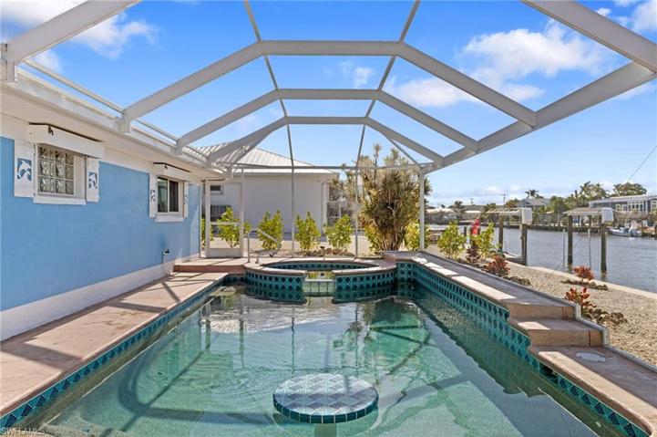 Heavy Gauge, Storm Strong Pool Cage Supports