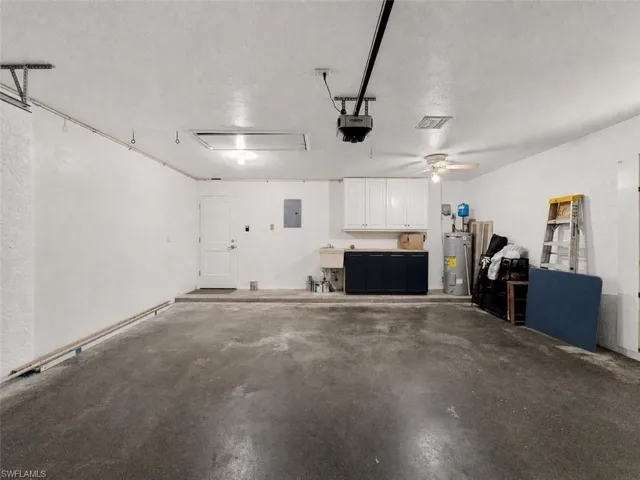 20822 Country Barn Dr, Estero, Florida 33928