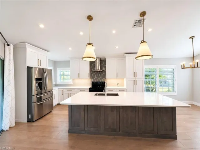 20822 Country Barn Dr, Estero, Florida 33928