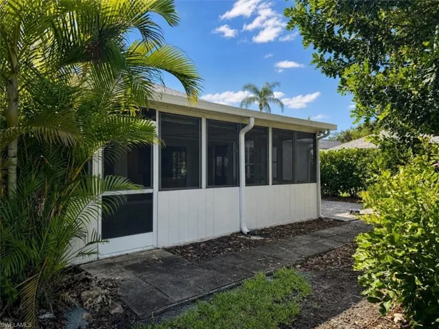 20822 Country Barn Dr, Estero, Florida 33928