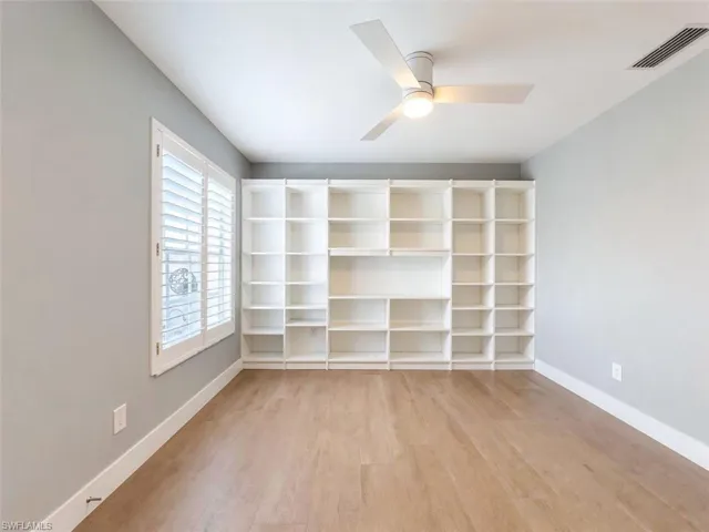 20822 Country Barn Dr, Estero, Florida 33928