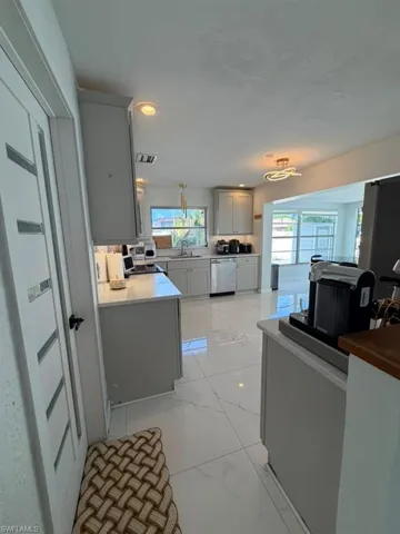 2267 Aldridge Ave, Fort Myers, Florida 33907