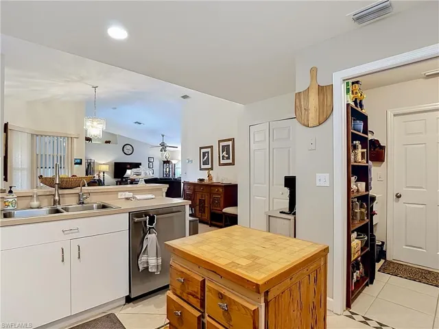 4608 29th St Sw, Lehigh Acres, Florida 33973