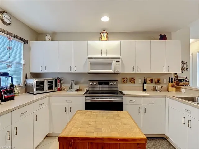 4608 29th St Sw, Lehigh Acres, Florida 33973