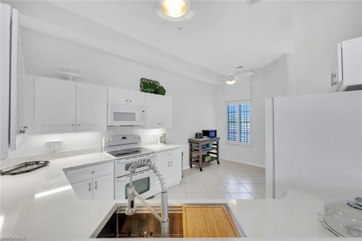 1540  Clermont  DR, Naples, FL 34109