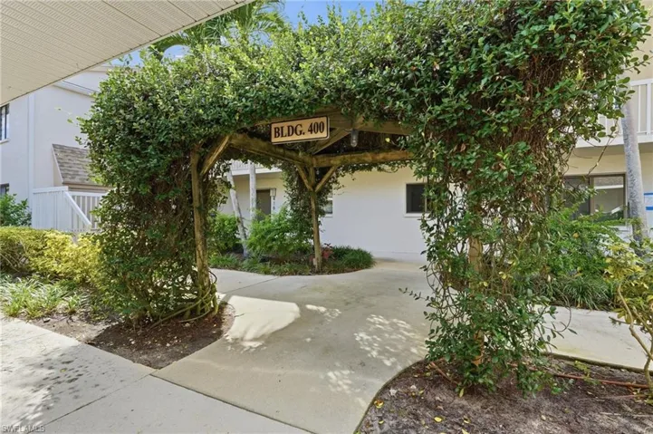 910 Vanderbilt Beach Rd 416, Naples, Florida 34108