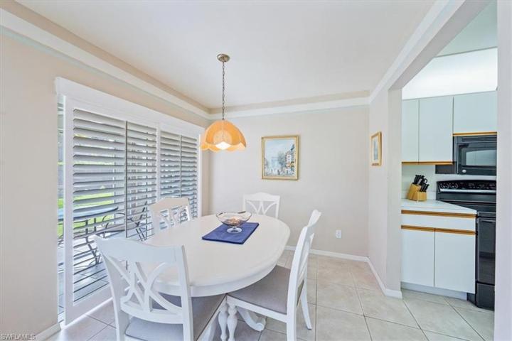 2103 Tama CIR # 101, NAPLES FL 34112