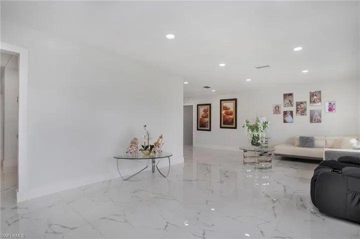 4109 29th Pl Sw, Naples, Florida 34116