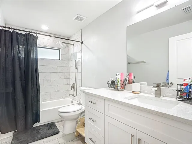 3045 E Briarwood  CIR, Labelle, FL 33935